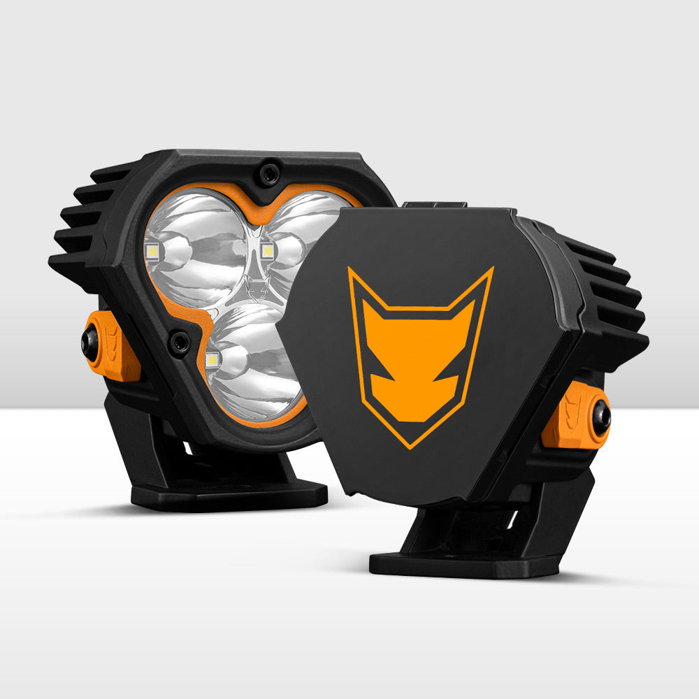 Lightfox Cygnus-3 ไฟ LED แบบฝัก 3 นิ้ว 1 คู่ ความสว่าง 1 ลักซ์ @ 360 ม. IP68 ความสว่าง 3,236 ลูเมน